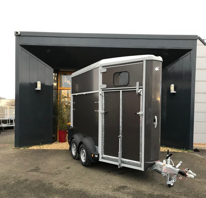 Van Ifor Williams HB 403 – Image 5