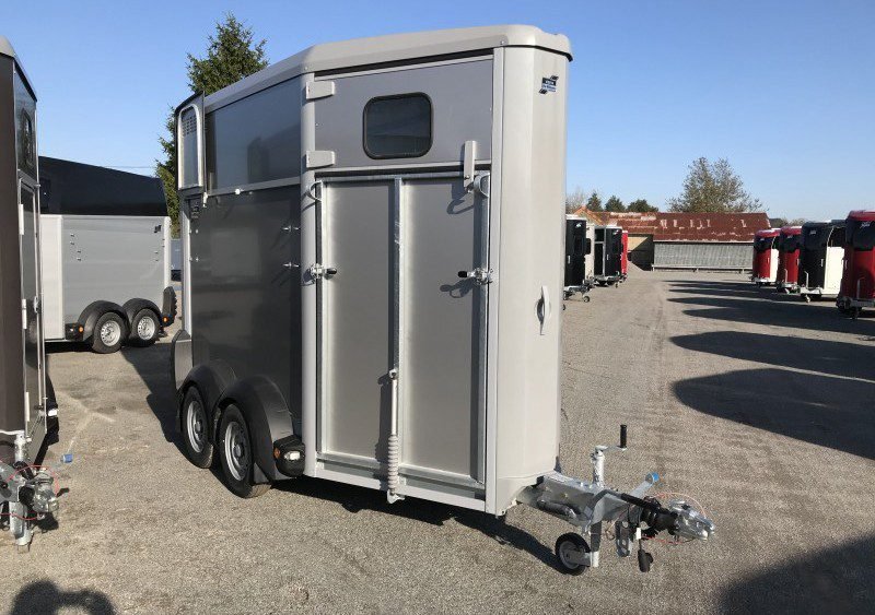 Van Ifor Williams HB 403 – Image 6