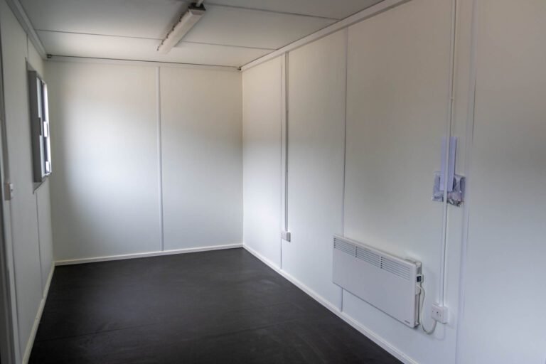 Container aménagé 20' - 2 fenêtres – Image 4